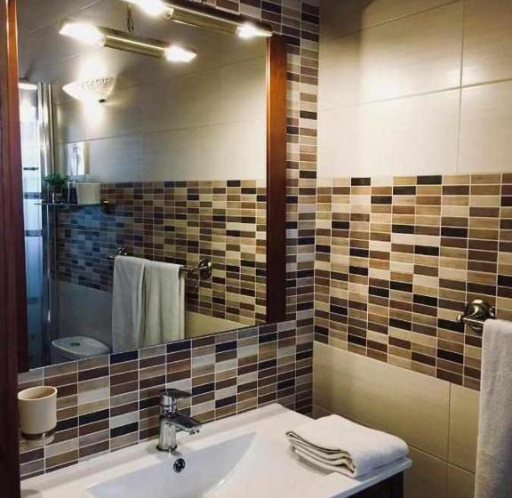 اتاق استاندارد با بالکن, Hostal Segovia Adults Only