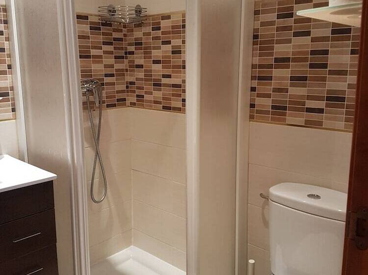 اتاق استاندارد با بالکن, Hostal Segovia Adults Only