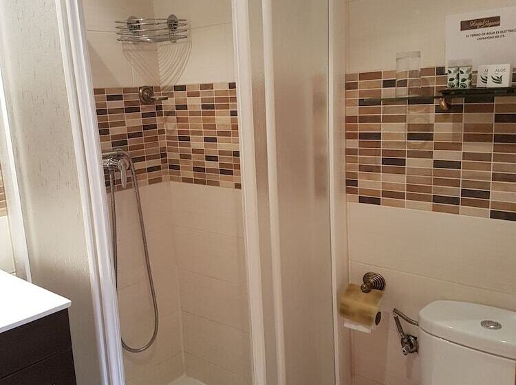 标准间带阳台, Hostal Segovia Adults Only