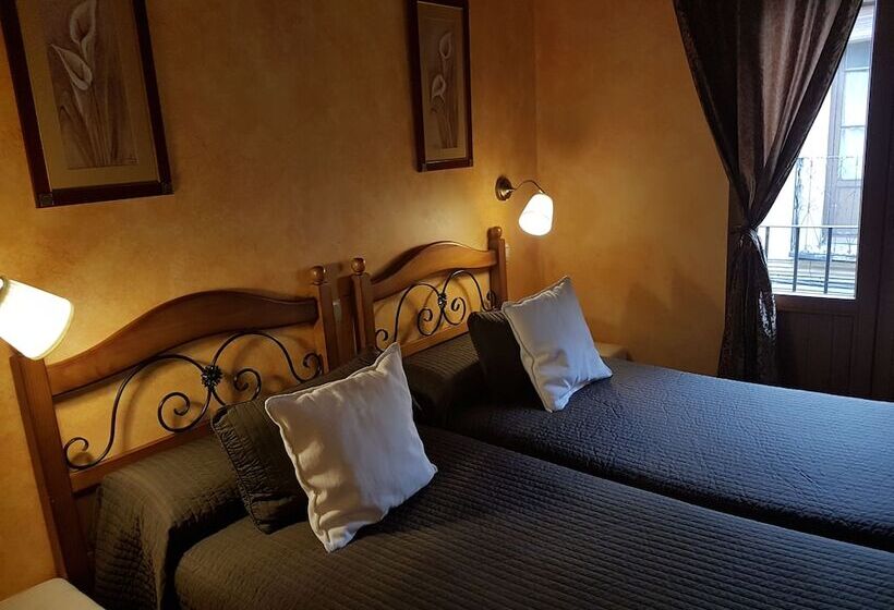 经济房, Hostal Segovia Adults Only