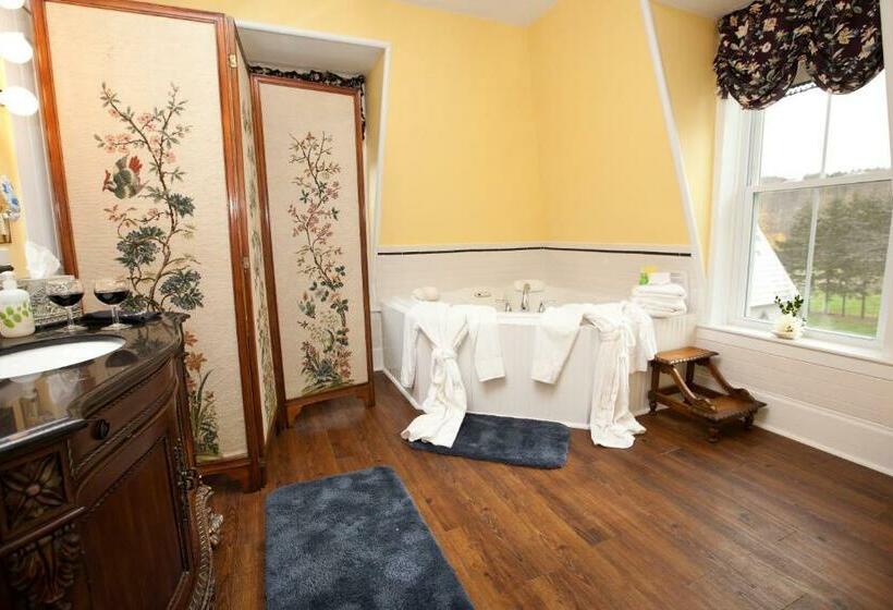 带大床的套房, Inn Victoria