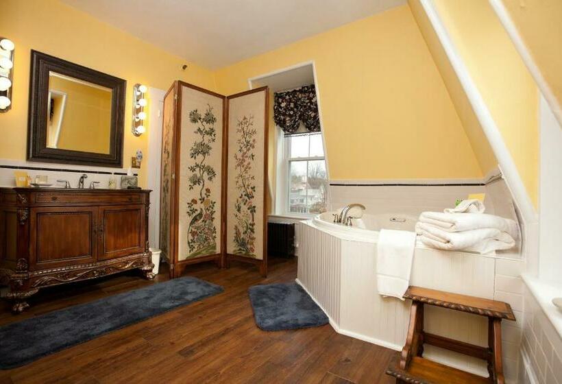 带大床的套房, Inn Victoria