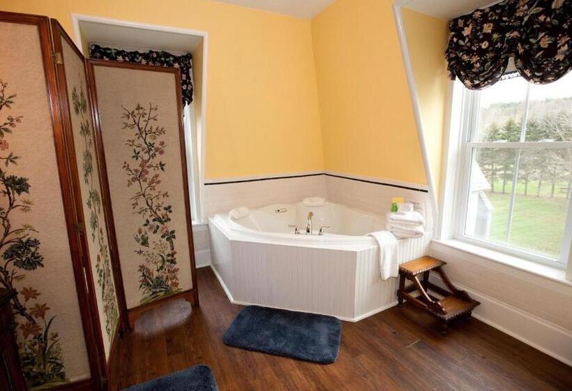 带大床的套房, Inn Victoria