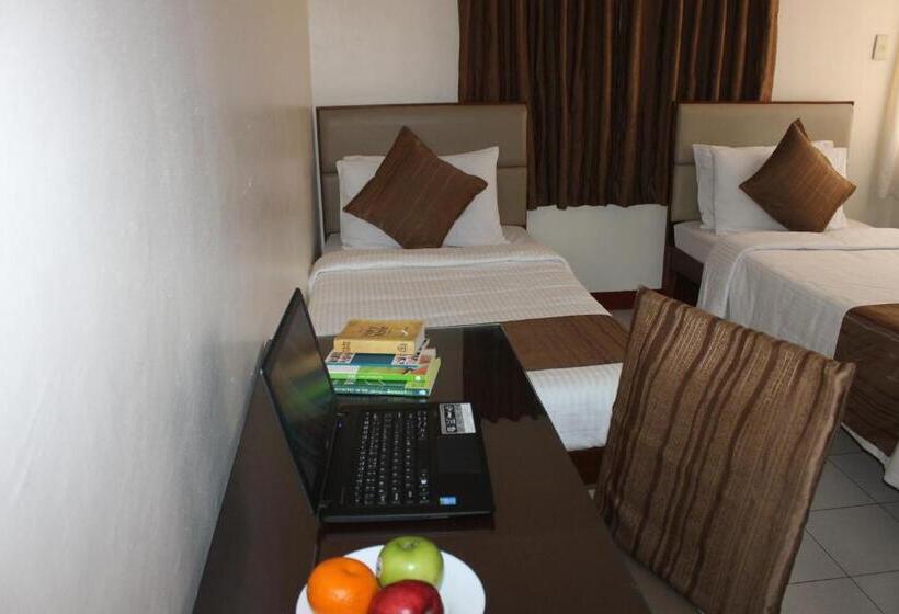 Номер Стандарт, La Casarita