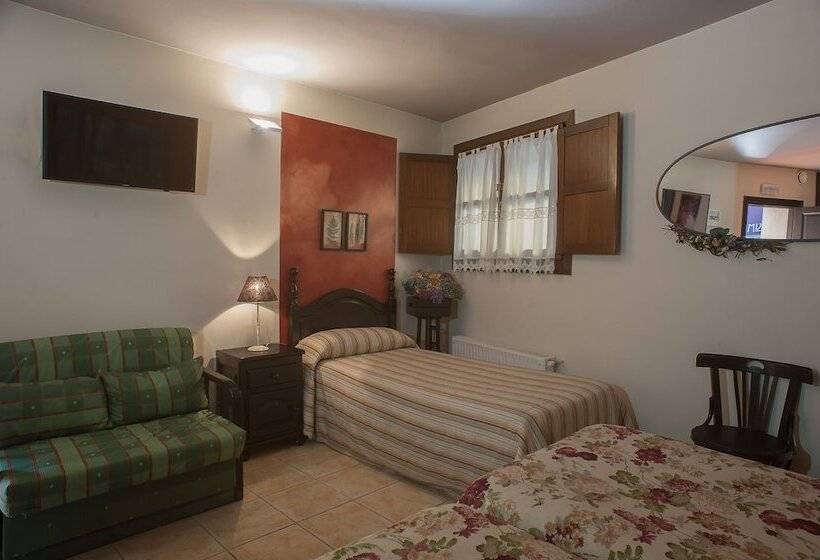 スタンダードトリプルルーム, Rural Corru San Pumés