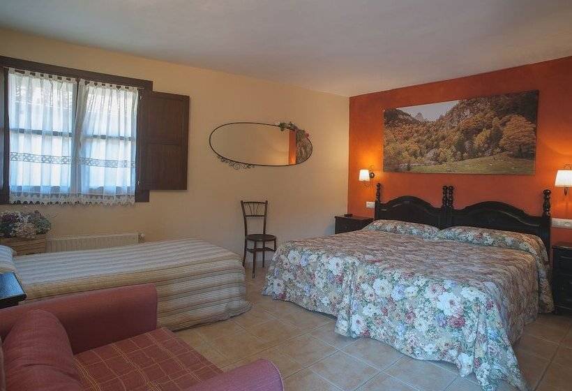 スタンダードトリプルルーム, Rural Corru San Pumés