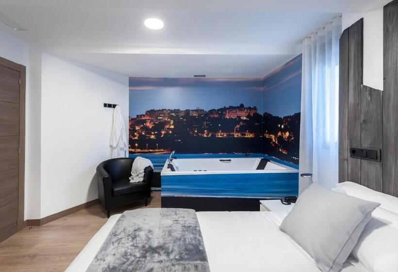 バスタブ付きデラックスルーム, Suite Home Sardinero