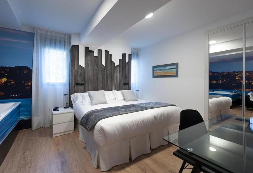 디럭스 자쿠지룸, Suite Home Sardinero