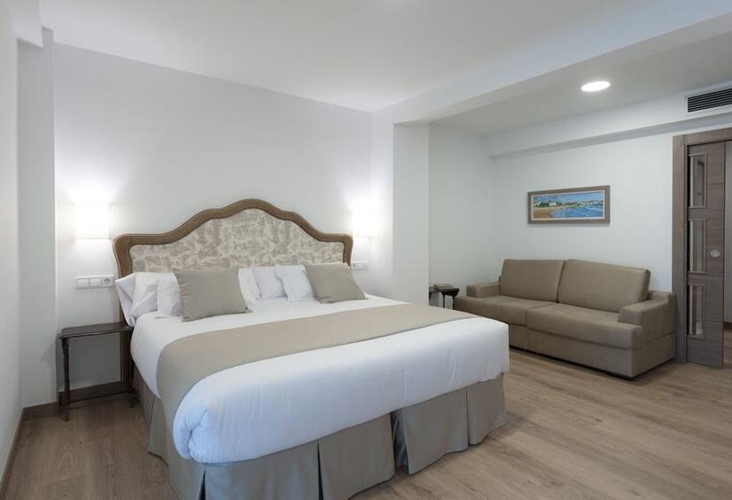 디럭스 스위트, Suite Home Sardinero