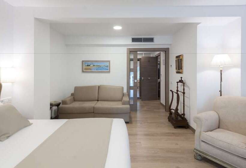 디럭스 스위트, Suite Home Sardinero