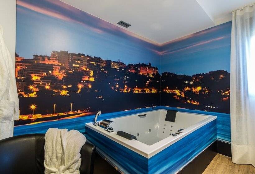 디럭스 자쿠지룸, Suite Home Sardinero