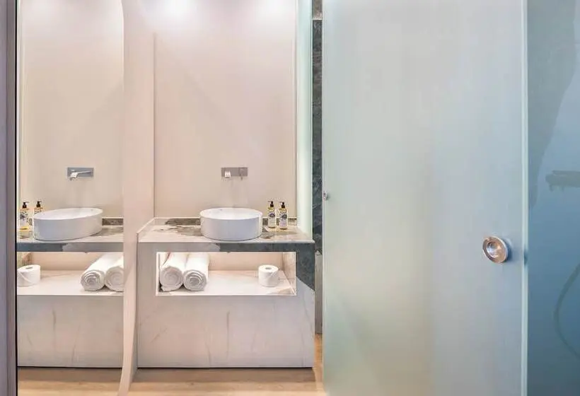 スイート, Castelo Suites
