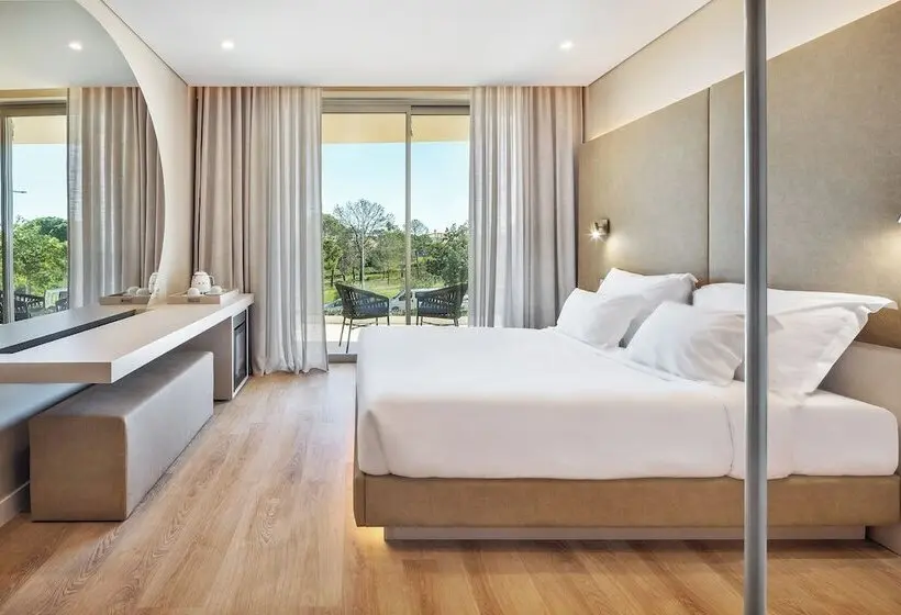 スイート, Castelo Suites