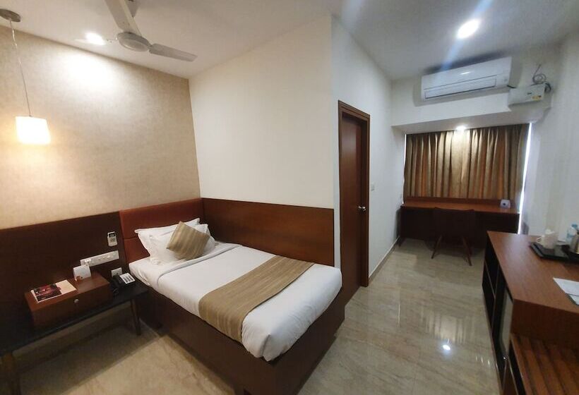 高级单人间, Aida