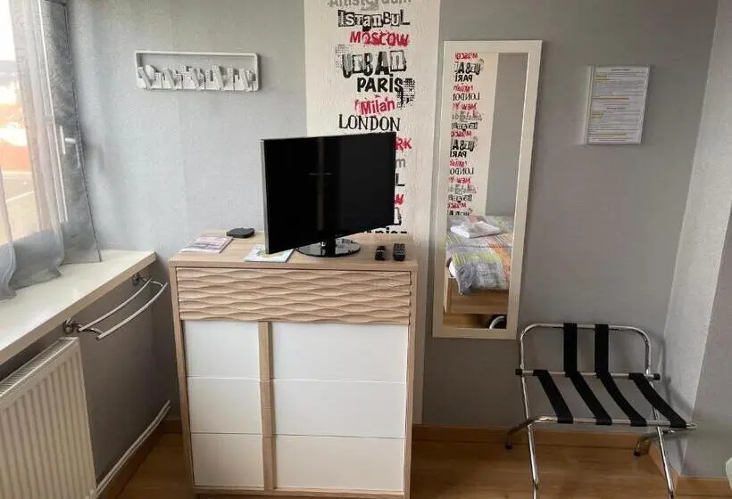 浴室共有ファミリールーム, Chambre D Hôtes Au Coeur De Nancyb&b