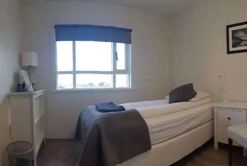 اتاق استاندارد یک تخته با سرویس بهداشتی مشترک, Guesthouse Carina