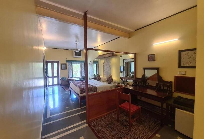 Номер Deluxe с Балконом, Kesar Bhawan Palace