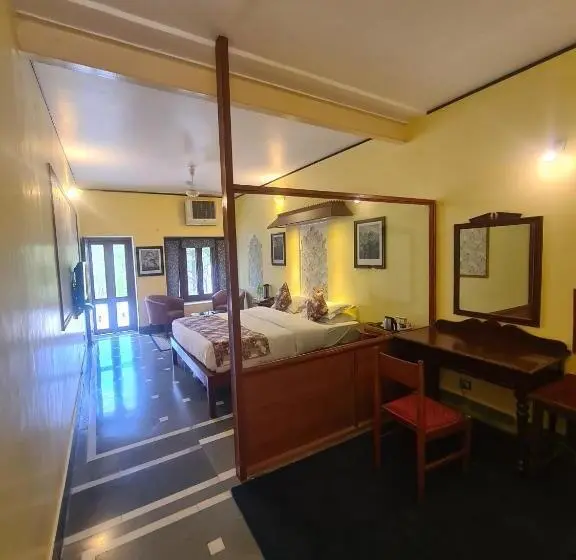 バルコニー付きデラックスルーム, Kesar Bhawan Palace