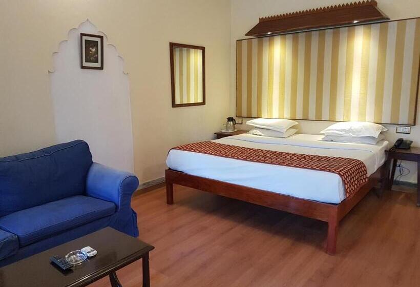 Номер Deluxe с Балконом, Kesar Bhawan Palace