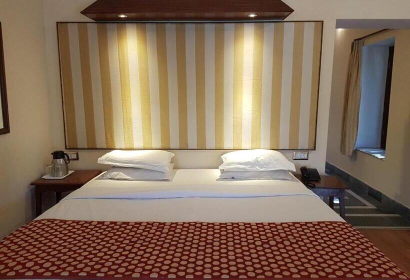 Номер Deluxe с Балконом, Kesar Bhawan Palace