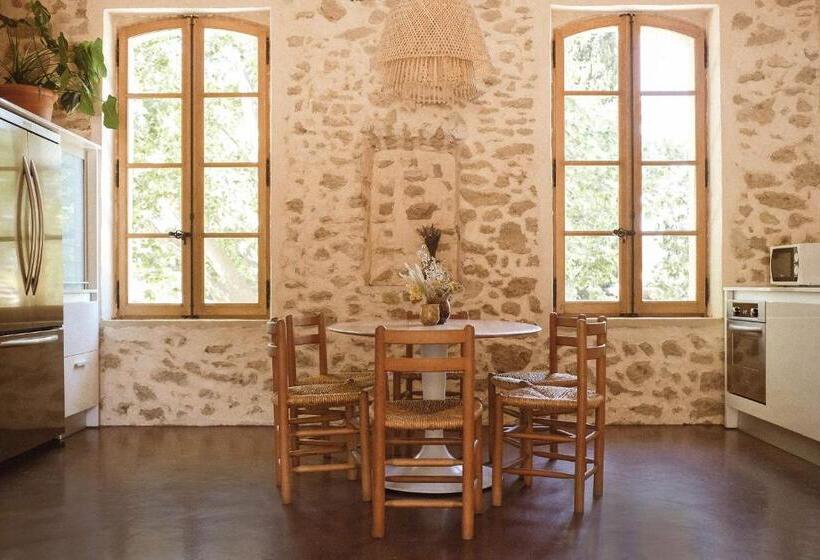 شقة 3 غرف, Le Galinier, Lourmarin, An Authentic Beaumier Guesthouse