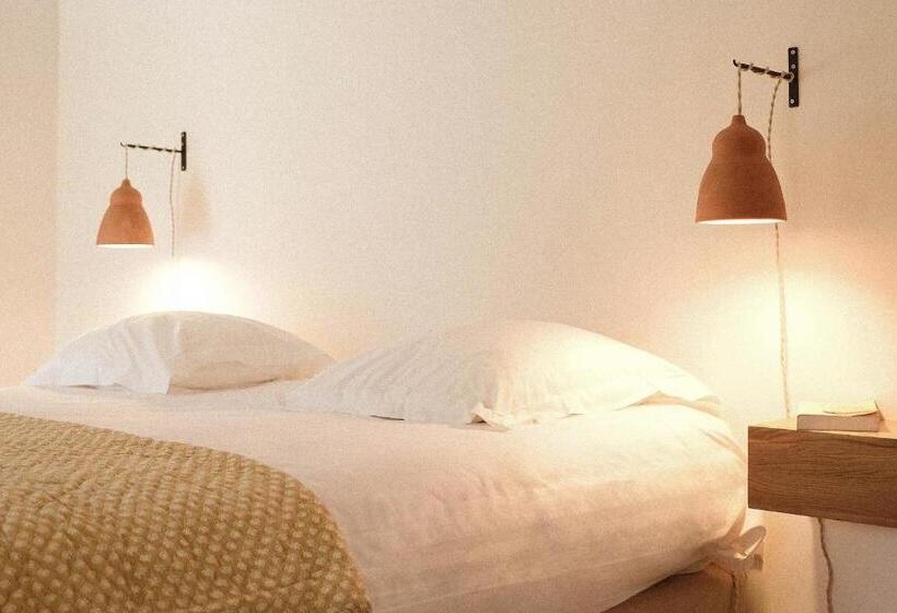 Хижина, Le Galinier, Lourmarin, An Authentic Beaumier Guesthouse