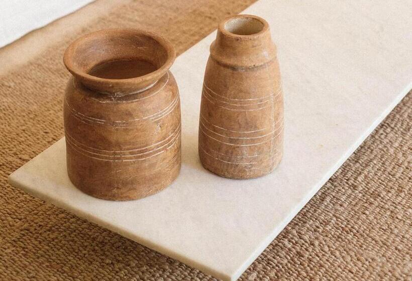 בקתה, Le Galinier, Lourmarin, An Authentic Beaumier Guesthouse