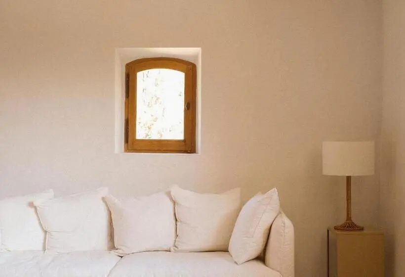 スイート, Le Galinier, Lourmarin, An Authentic Beaumier Guesthouse