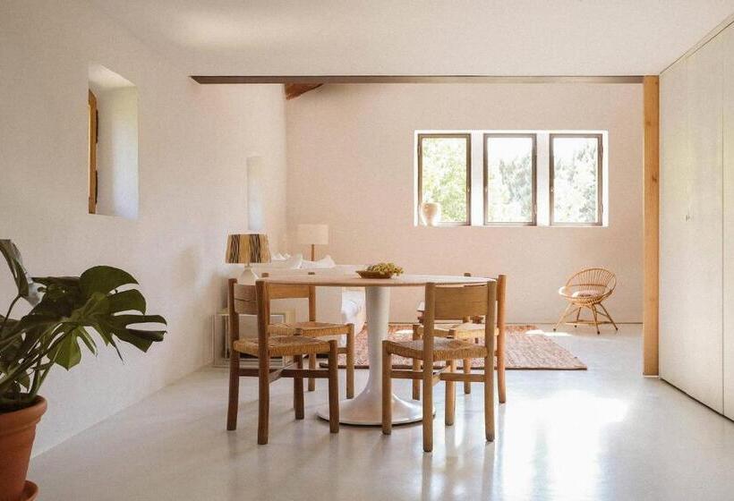 جناح, Le Galinier, Lourmarin, An Authentic Beaumier Guesthouse