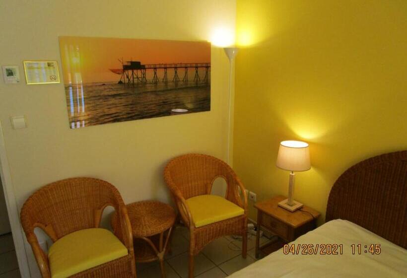 חדר סטנדרט נוף לבריכה, Locatlantique