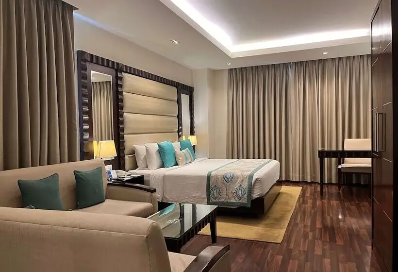 デラックスルーム, Deventure Sarovar Portico Kapashera, New Delhi