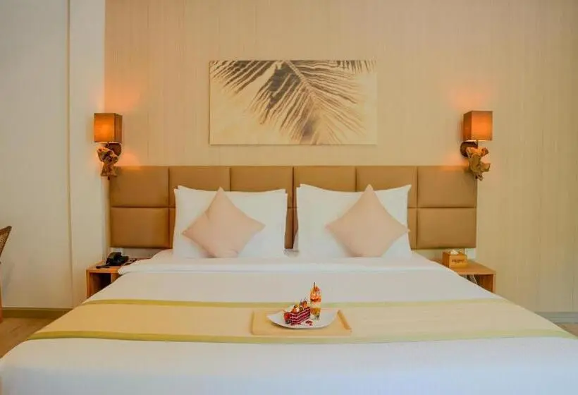 اتاق لوکس با بالکن, Cocomo Maldives