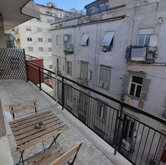 اتاق لوکس با بالکن, 7th Floor Suite