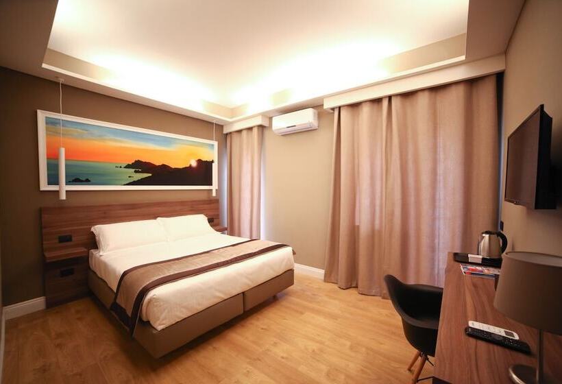 اتاق لوکس با بالکن, 7th Floor Suite