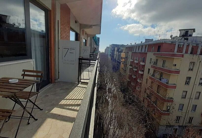 اتاق استاندارد, 7th Floor Suite