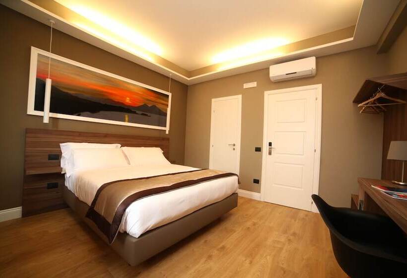 اتاق لوکس با بالکن, 7th Floor Suite