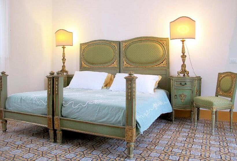 Люкс Вид на Сад, Antica Dimora La Porta Del Sale