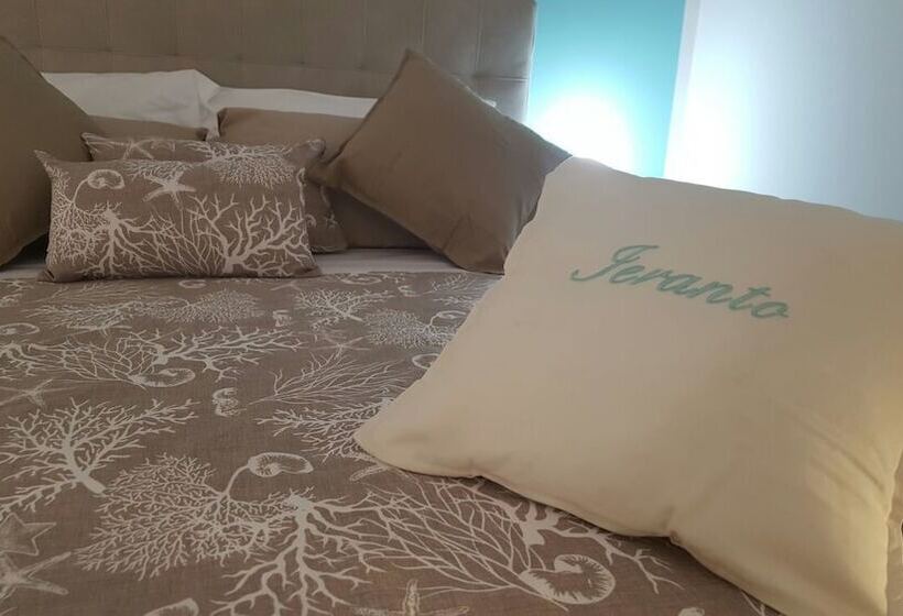Quarto Estandar com Sacada, B&b Il Saraceno