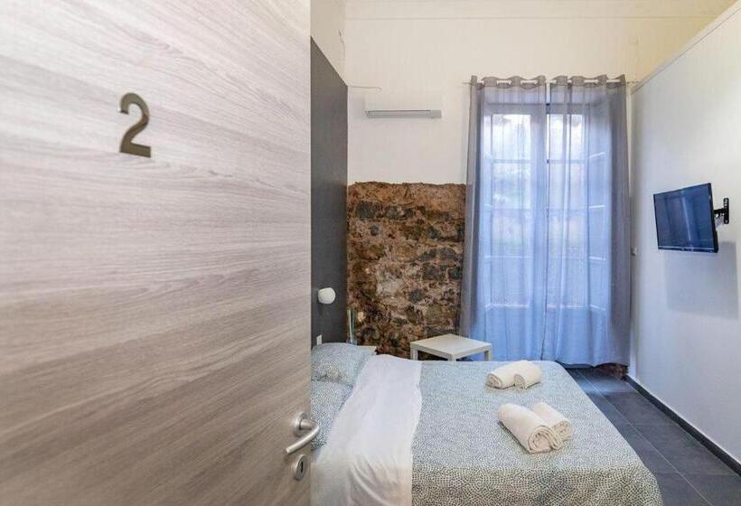 غرفة قياسية مزوَّدة بتراس, B&b Verga