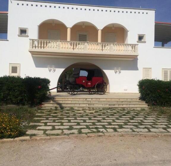 جناح عائلي, Borgo Rosso Terra