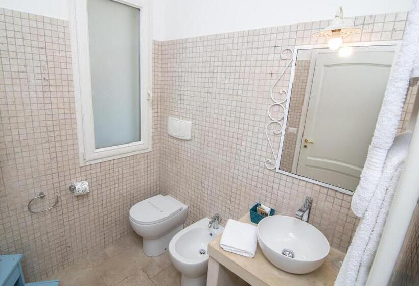 جناح عائلي, Borgo Rosso Terra