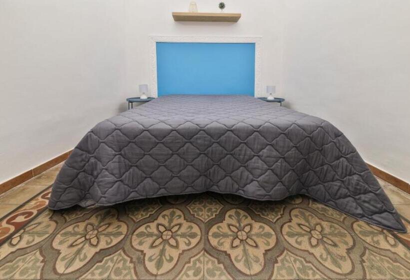 デラックスルーム, Voilà Rooms Guest House