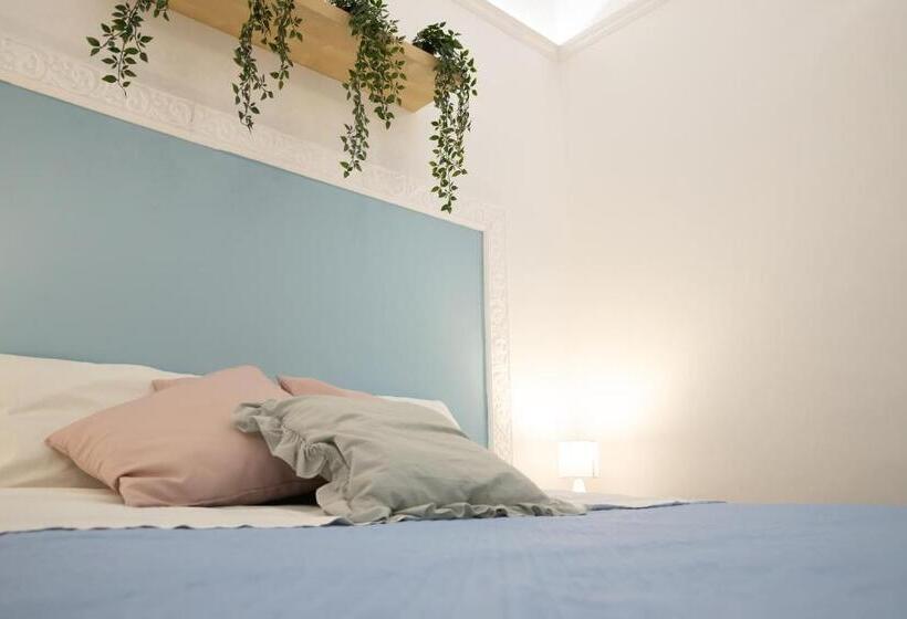 デラックスルーム, Voilà Rooms Guest House