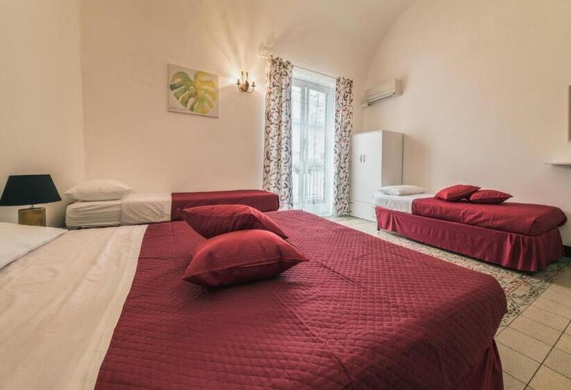 スタンダードルーム, Voilà Rooms Guest House