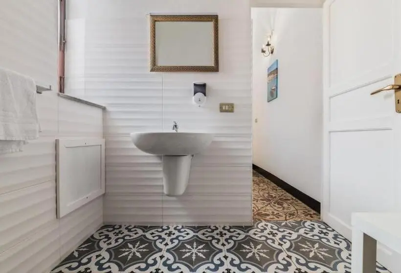 デラックストリプルルーム, Voilà Rooms Guest House