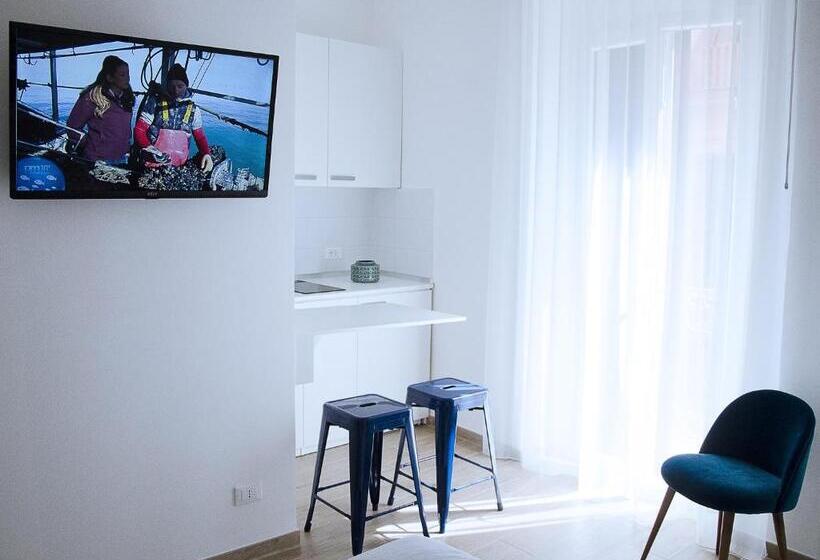 带阳台套房, Duca70  Suite Home