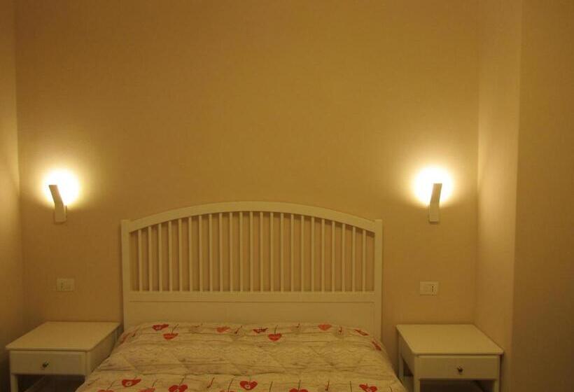 جناح جونيور, Glam Resort Giulia