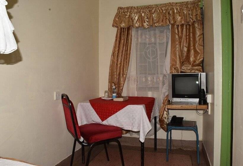 اتاق استاندارد یک نفره, Ibis Hotel Nanyuki