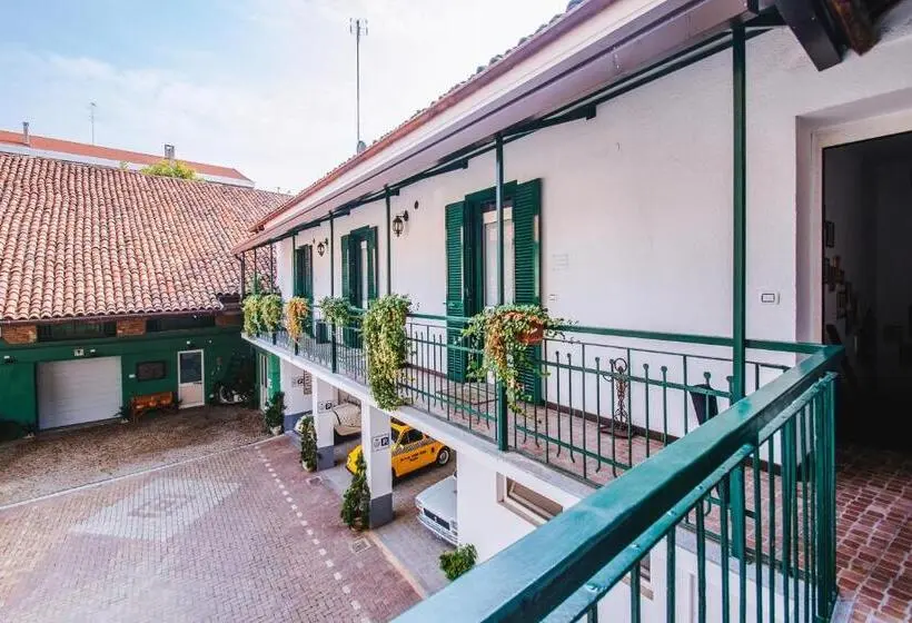 استودیوی استاندارد, La Fabbrica Dell'oro