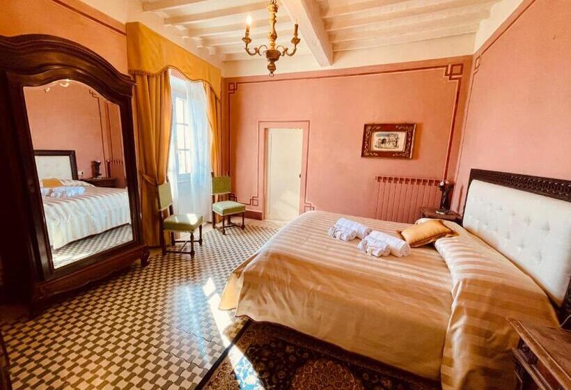 1 Bedroom Apartment Lake View, Palazzo Barbini Dimora Storica